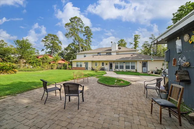 a house with garden in front of it