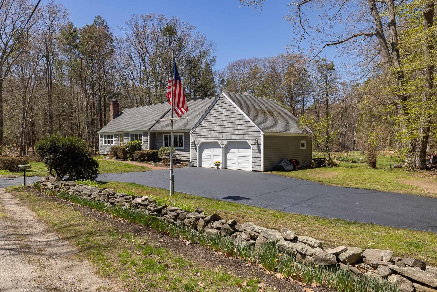 121 Brackett Road Rye, NH 03870 - Photo 1 of 36
