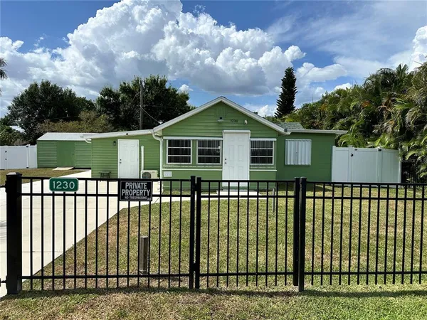 $225,000 | 1230 Woodlawn Avenue, Punta Gorda, FL 33950