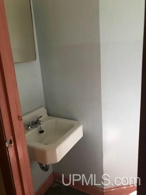 1810 Iron Lake Road Iron River, MI 49935 - Photo 12 of 32