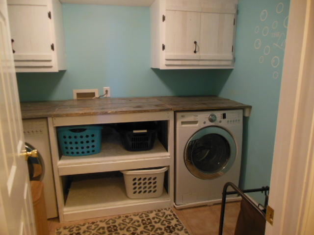 2252 Mt Vernon Road Ringgold, GA 30736 - Photo 21 of 28 Laundry Room