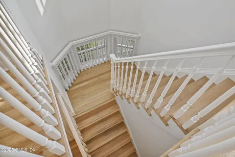 $9,999,999 | 147 Holly Hill Lane, Greenwich, CT 06830