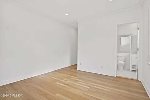 $9,999,999 | 147 Holly Hill Lane, Greenwich, CT 06830