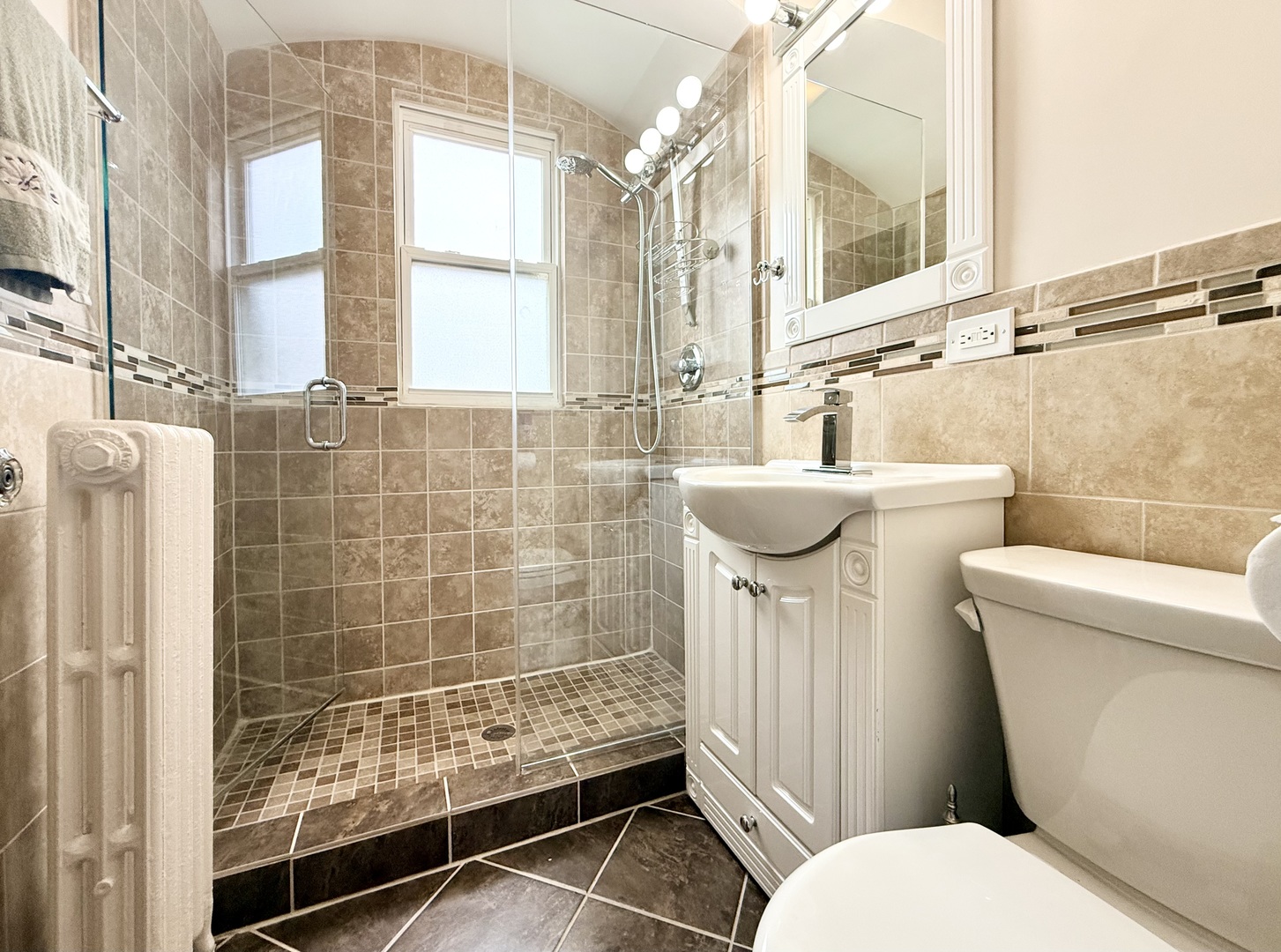 615 East Golf Road, Unit 2 Des Plaines, IL 60016 - Photo 7 of 17