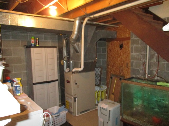 2788 North Ovid Road Ovid, MI 48866 - Photo 13 of 23 1840440-12.JPG
