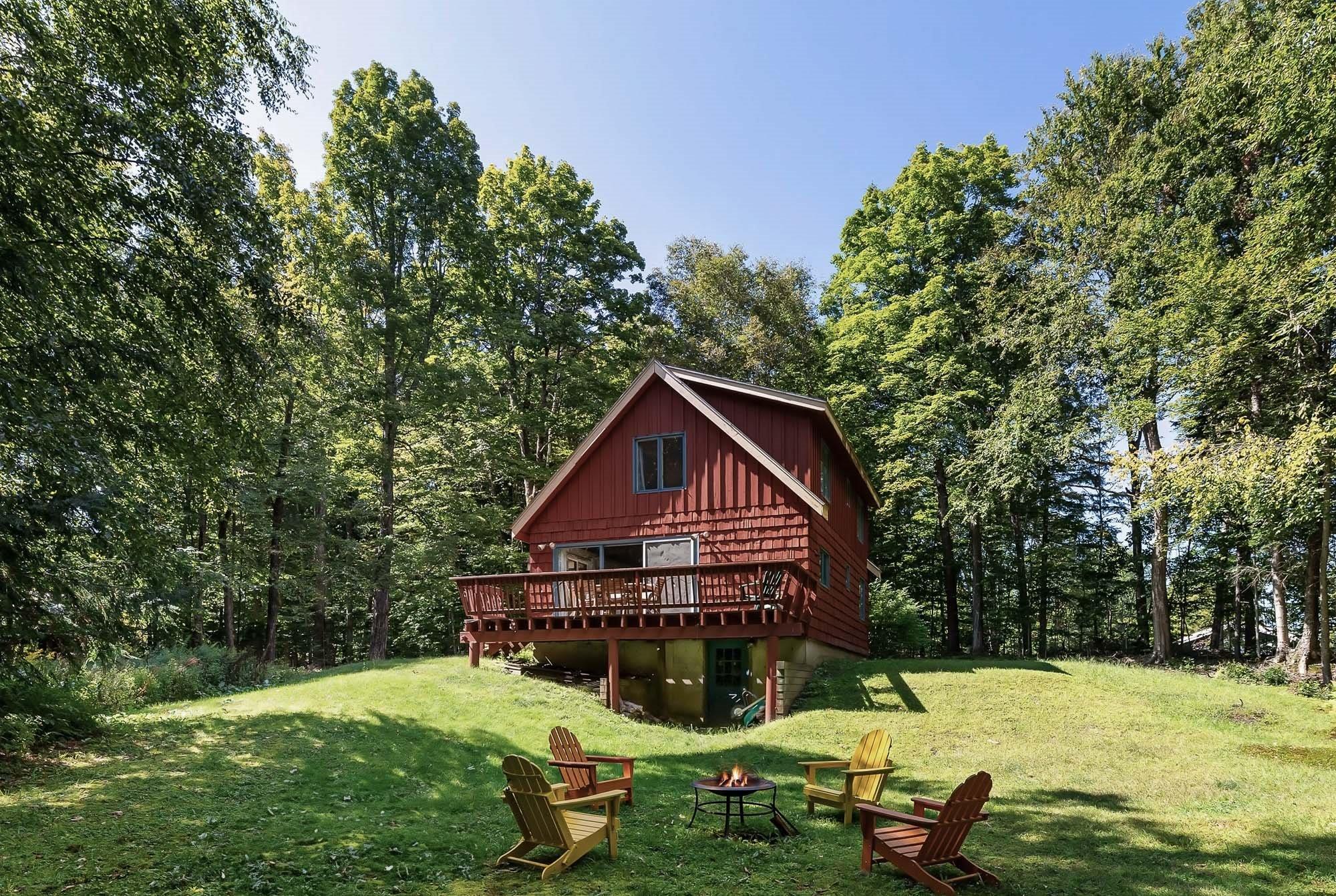 208 Forest Lane Stowe, VT 05672 - Photo 9 of 16