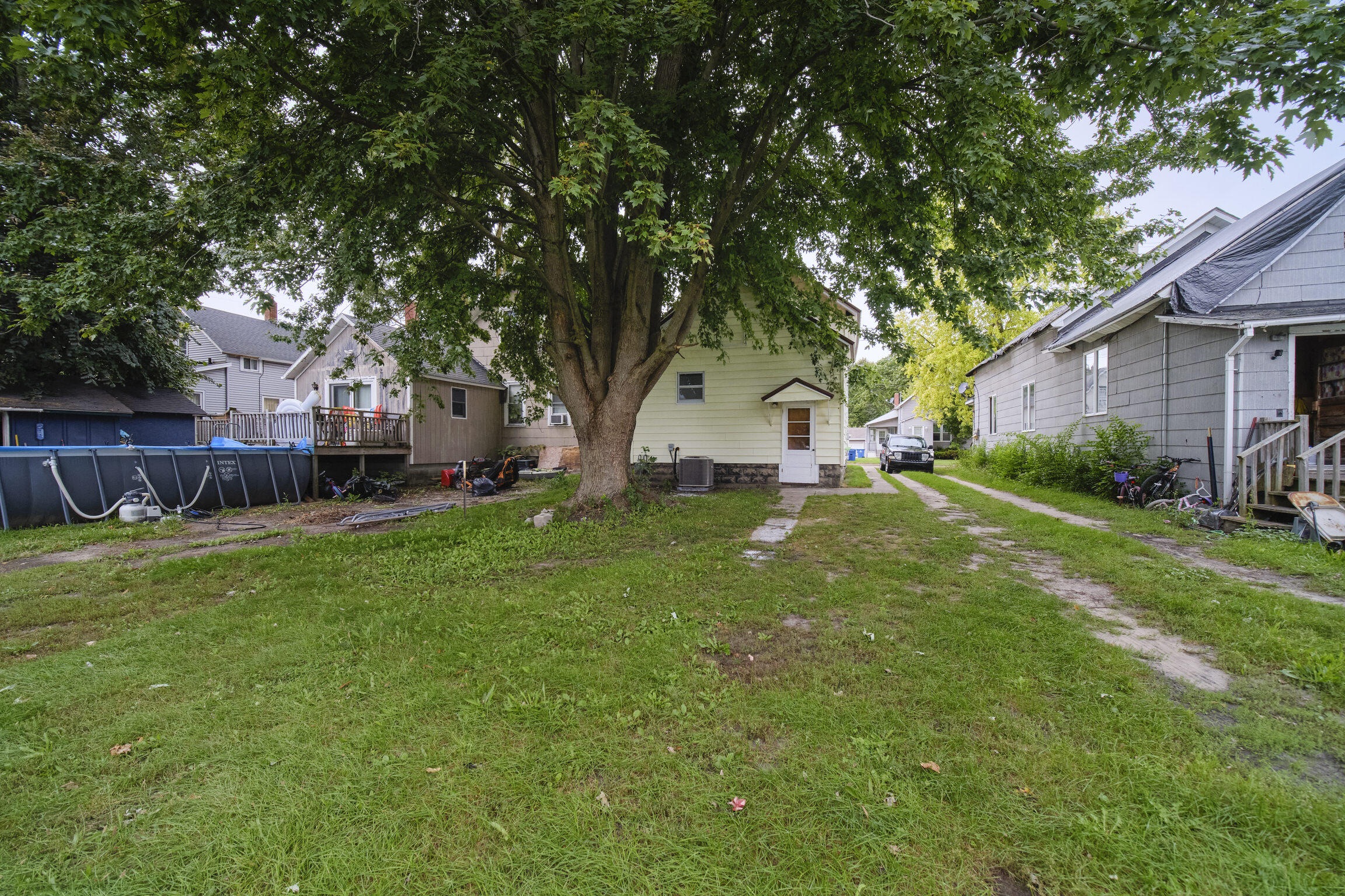 711 Ramsdell Street Manistee, MI 49660 - Photo 33 of 34 711 Ramsdell Street-27