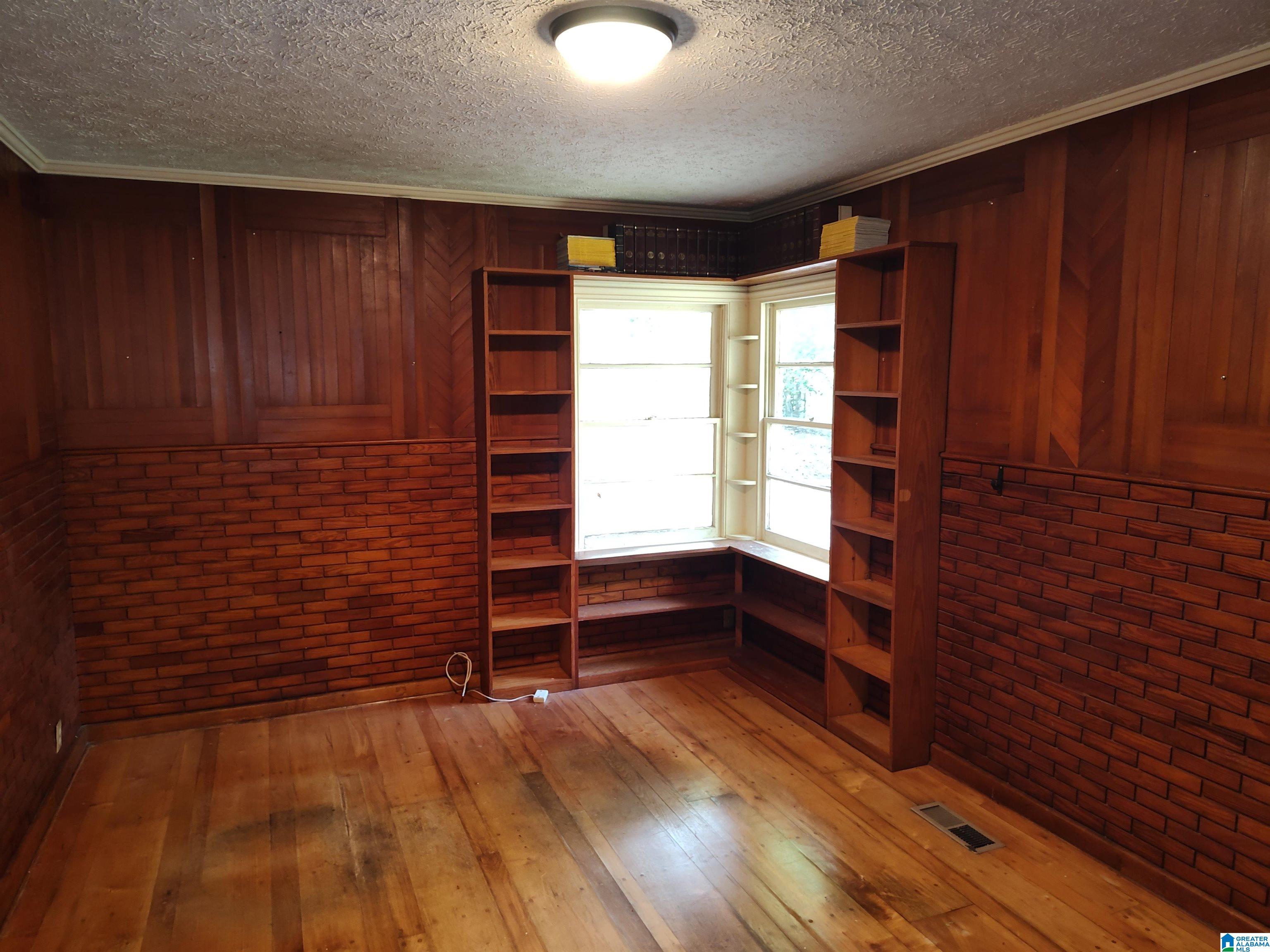 204 Primrose Path Sylacauga, AL 35150 - Photo 6 of 13