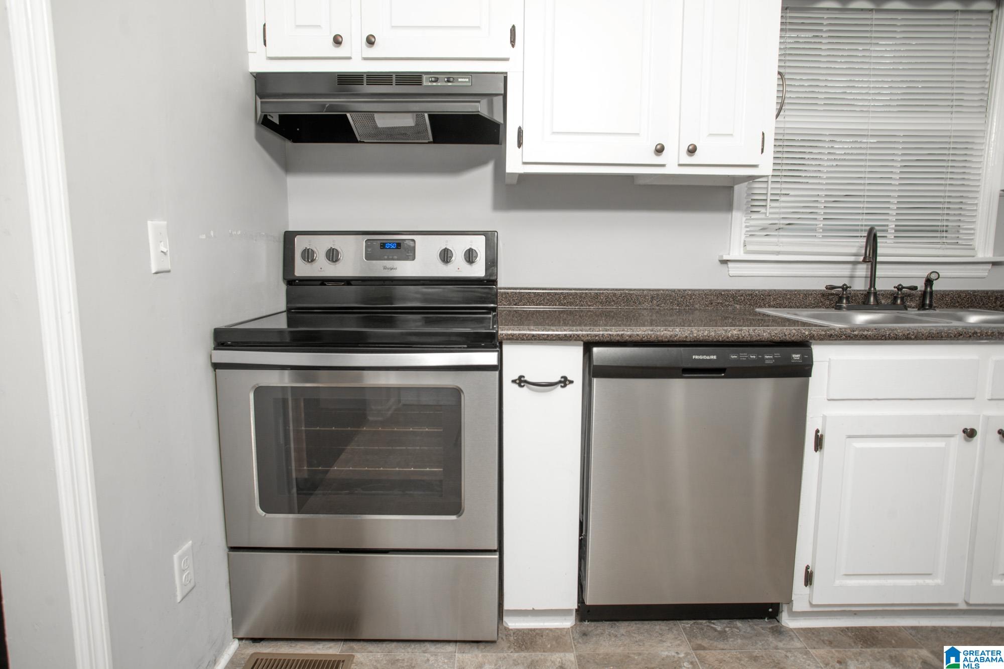 3913 Bramble Road Anniston, AL 36207 - Photo 7 of 31