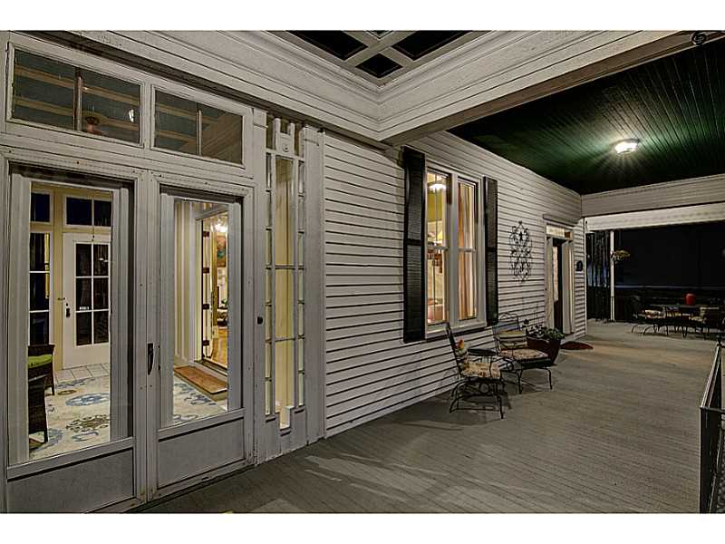 188 Prospect Street Woonsocket, RI 02895 - Photo 4 of 25 Entry.