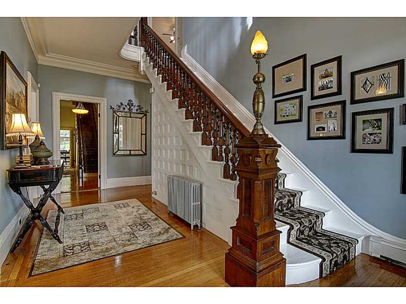 188 Prospect Street Woonsocket, RI 02895 - Photo 6 of 25 Entry.