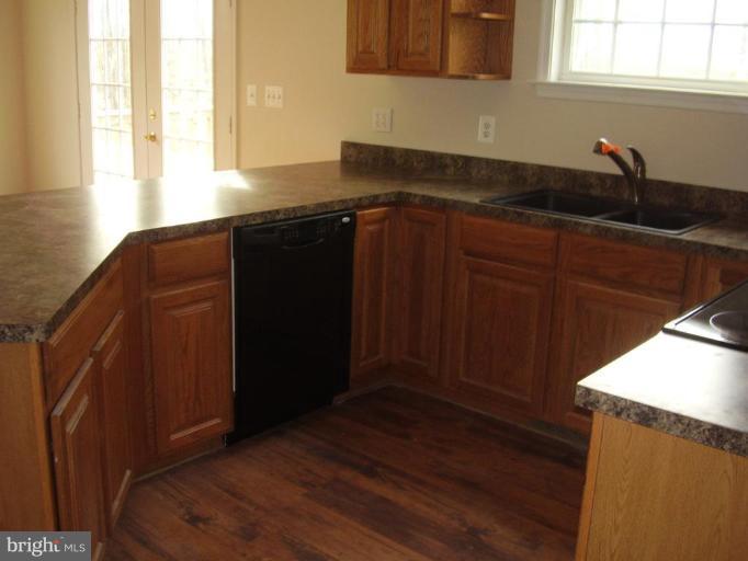 31859 Indiantown Road Locust Grove, VA 22508 - Photo 17 of 24 Kitchen #3