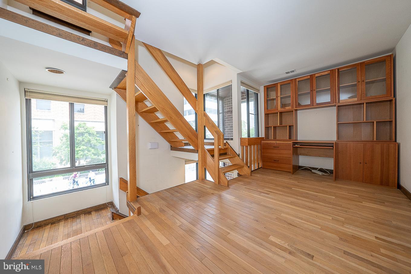 922 Locust Street Philadelphia, PA 19107 - Photo 12 of 40 Second Floor Office