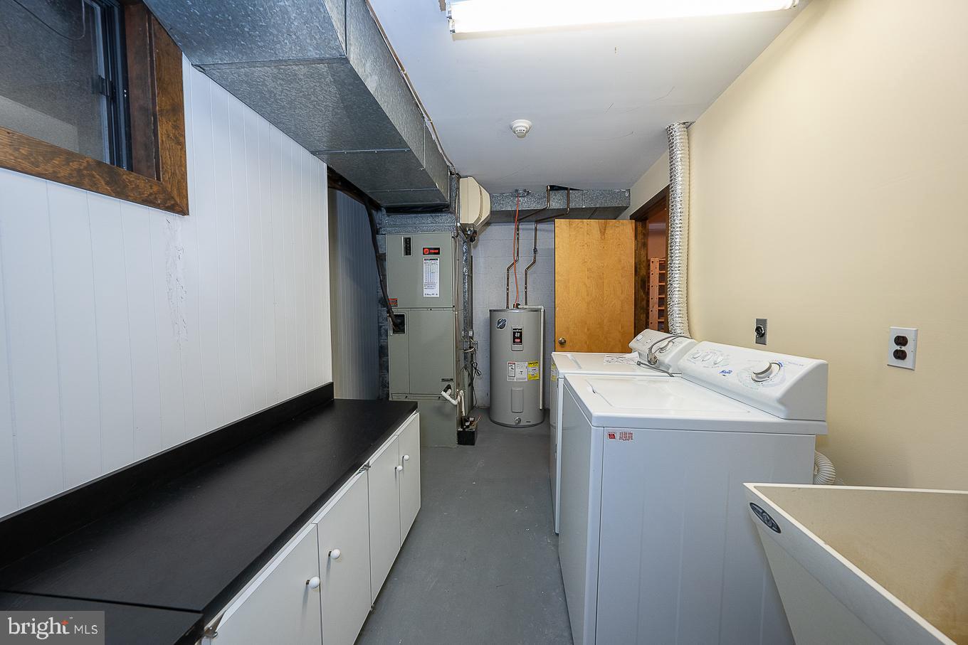 922 Locust Street Philadelphia, PA 19107 - Photo 30 of 40 Laundry Room/Storage