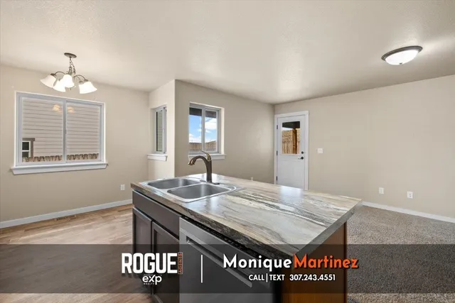 $305,000 | 6020 Overlook Way, Mills, WY 82604