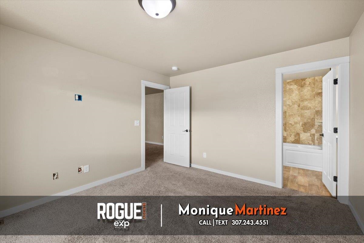 6020 Overlook Way Mills, WY 82604 - Photo 14 of 39