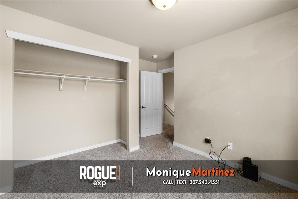 6020 Overlook Way Mills, WY 82604 - Photo 18 of 39