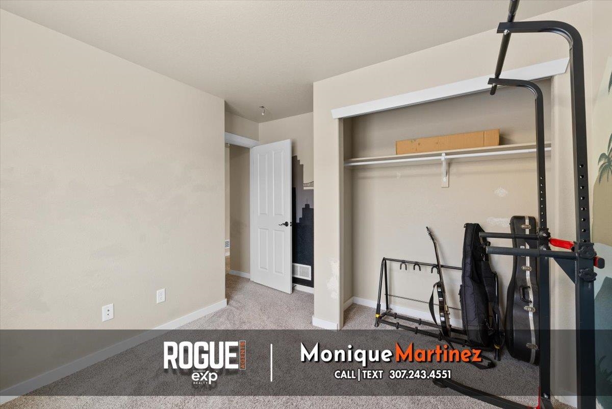 6020 Overlook Way Mills, WY 82604 - Photo 22 of 39