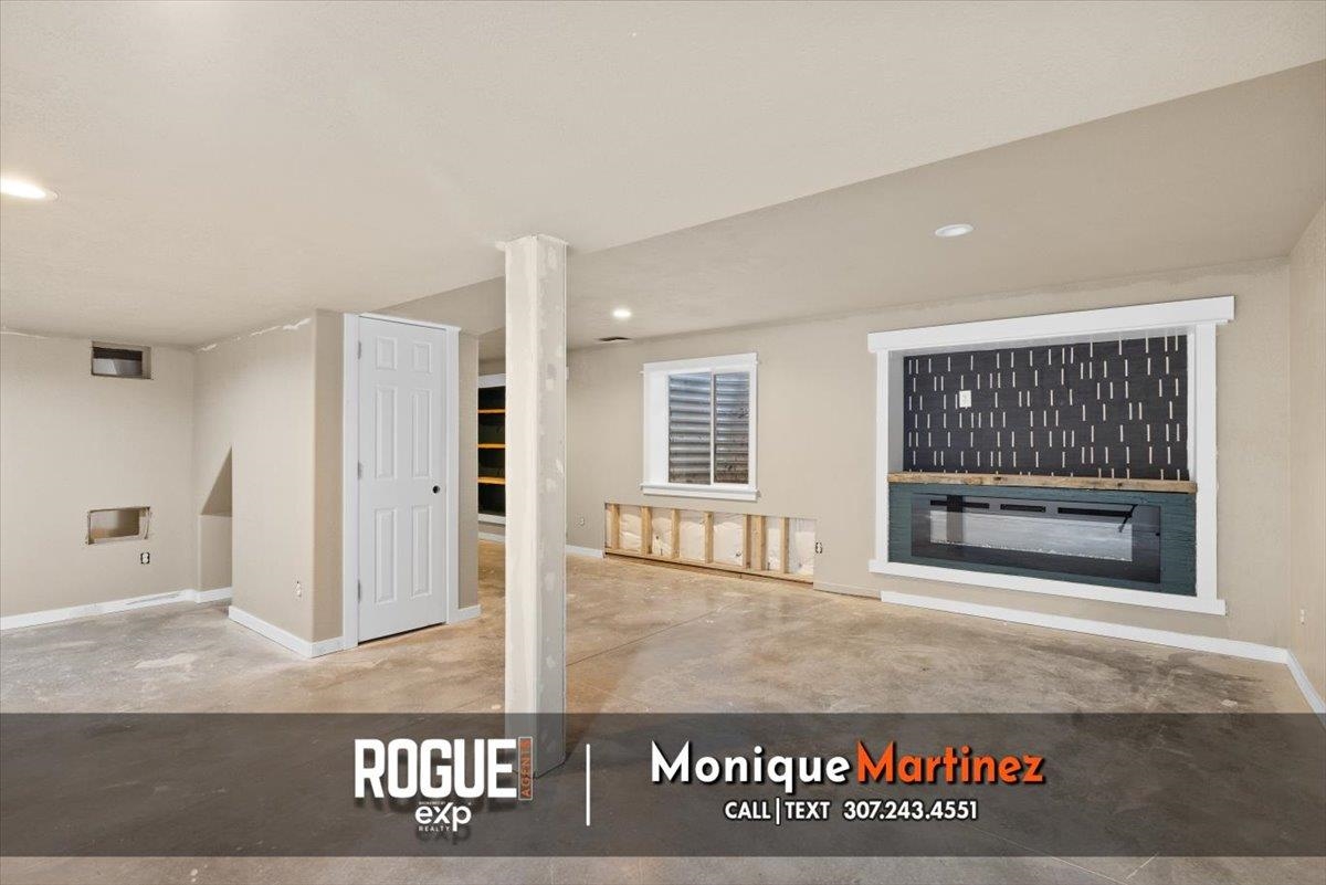 6020 Overlook Way Mills, WY 82604 - Photo 27 of 39