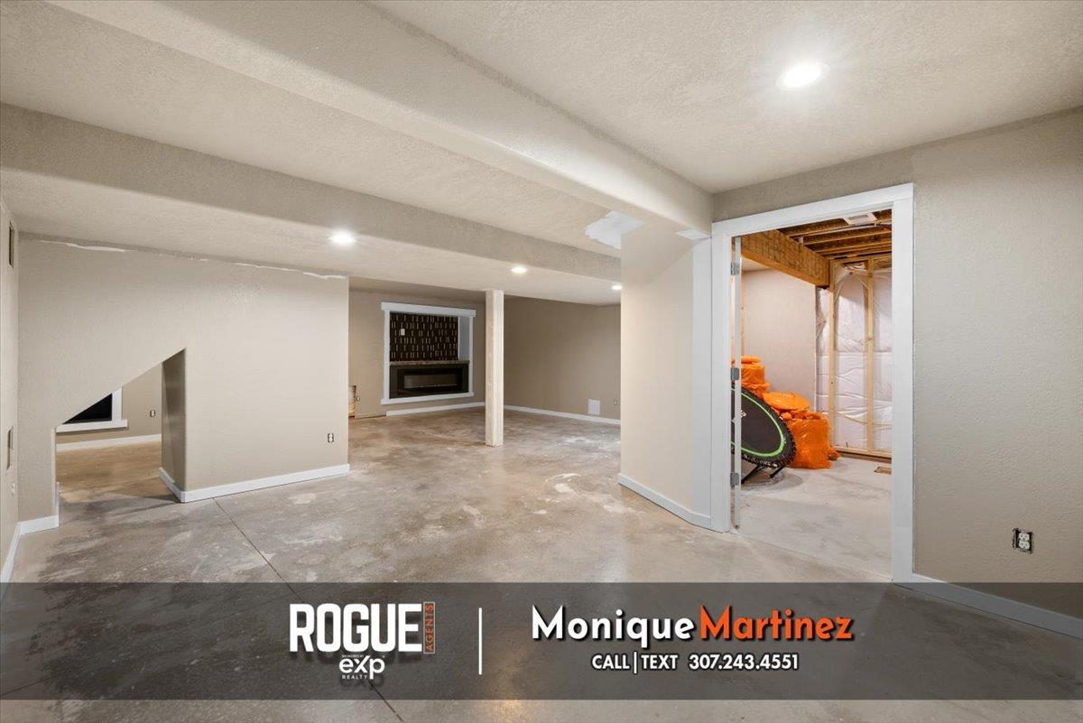 6020 Overlook Way Mills, WY 82604 - Photo 29 of 39