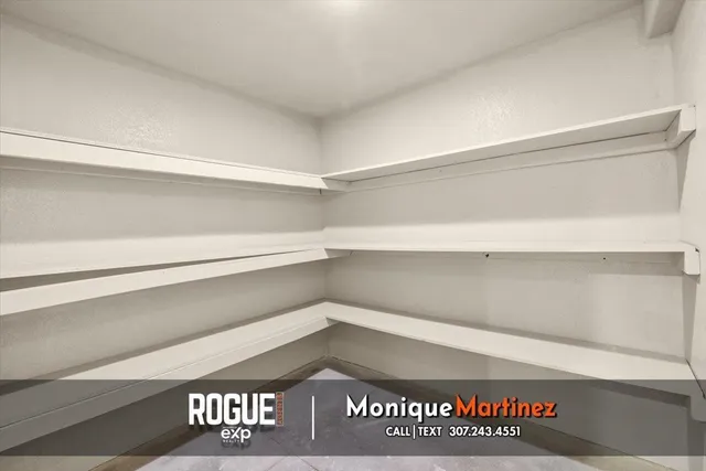 $305,000 | 6020 Overlook Way, Mills, WY 82604