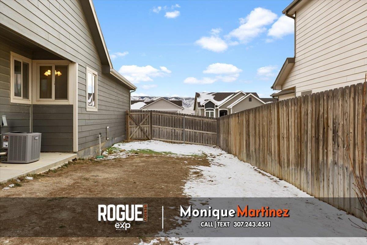 6020 Overlook Way Mills, WY 82604 - Photo 36 of 39