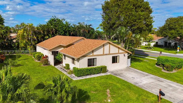 $3,200 | 3115 Northwest 12th Street, Delray Beach, FL 33445