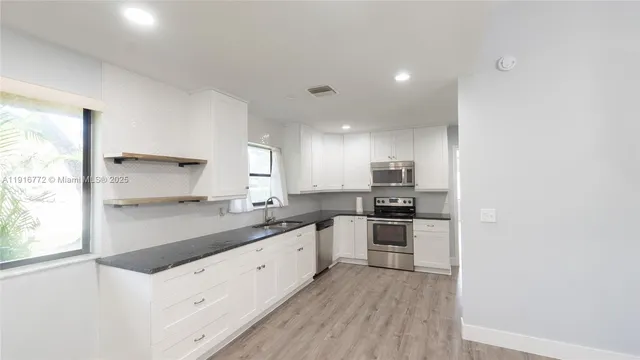 $3,200 | 3115 Northwest 12th Street, Delray Beach, FL 33445