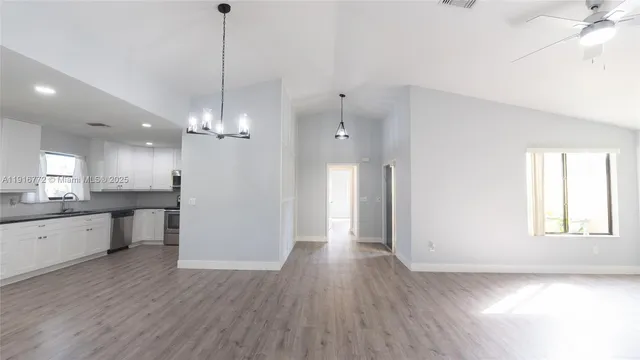 $3,200 | 3115 Northwest 12th Street, Delray Beach, FL 33445