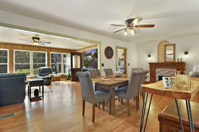 $575,000 | 9105 Gittings Road, Mount Pleasant, WI 53406