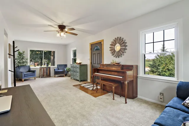 $575,000 | 9105 Gittings Road, Mount Pleasant, WI 53406