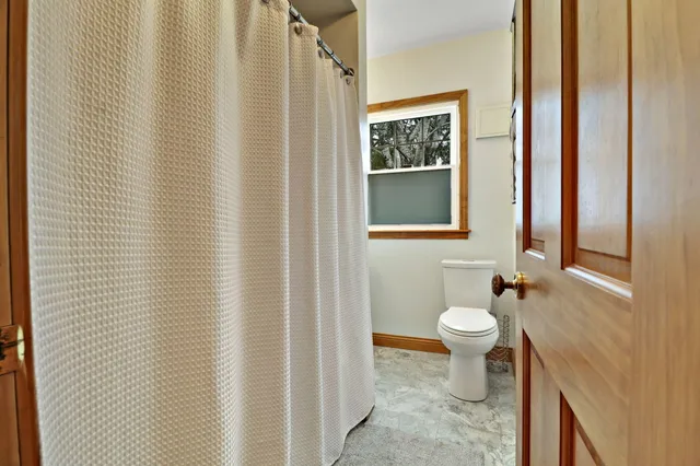 $575,000 | 9105 Gittings Road, Mount Pleasant, WI 53406