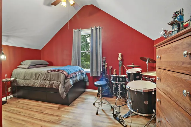 $575,000 | 9105 Gittings Road, Mount Pleasant, WI 53406