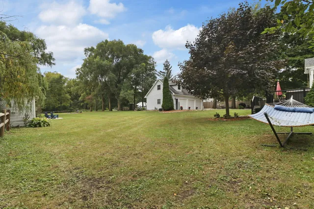 $575,000 | 9105 Gittings Road, Mount Pleasant, WI 53406