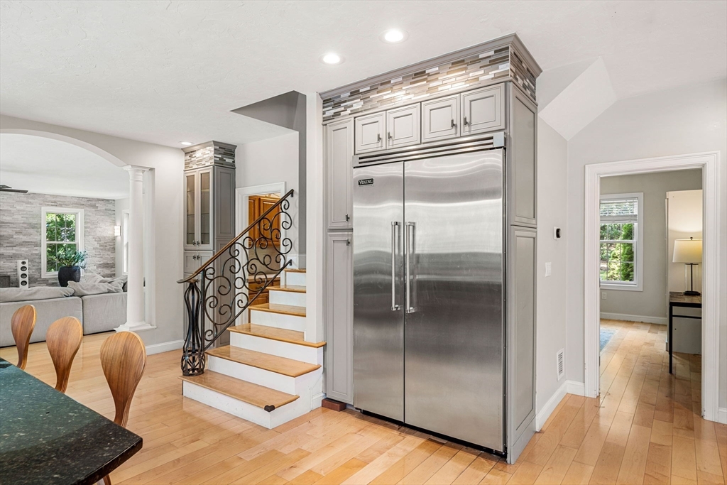 9 Grandview Road North Reading, MA 01864 - Photo 11 of 42 Gallery Image 11