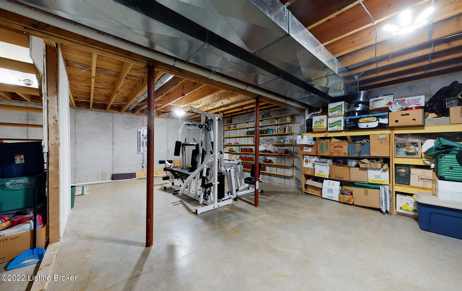 9216 Fairmount Road Louisville, KY 40291 - Photo 74 of 121 9216-Fairmount-Rd_083