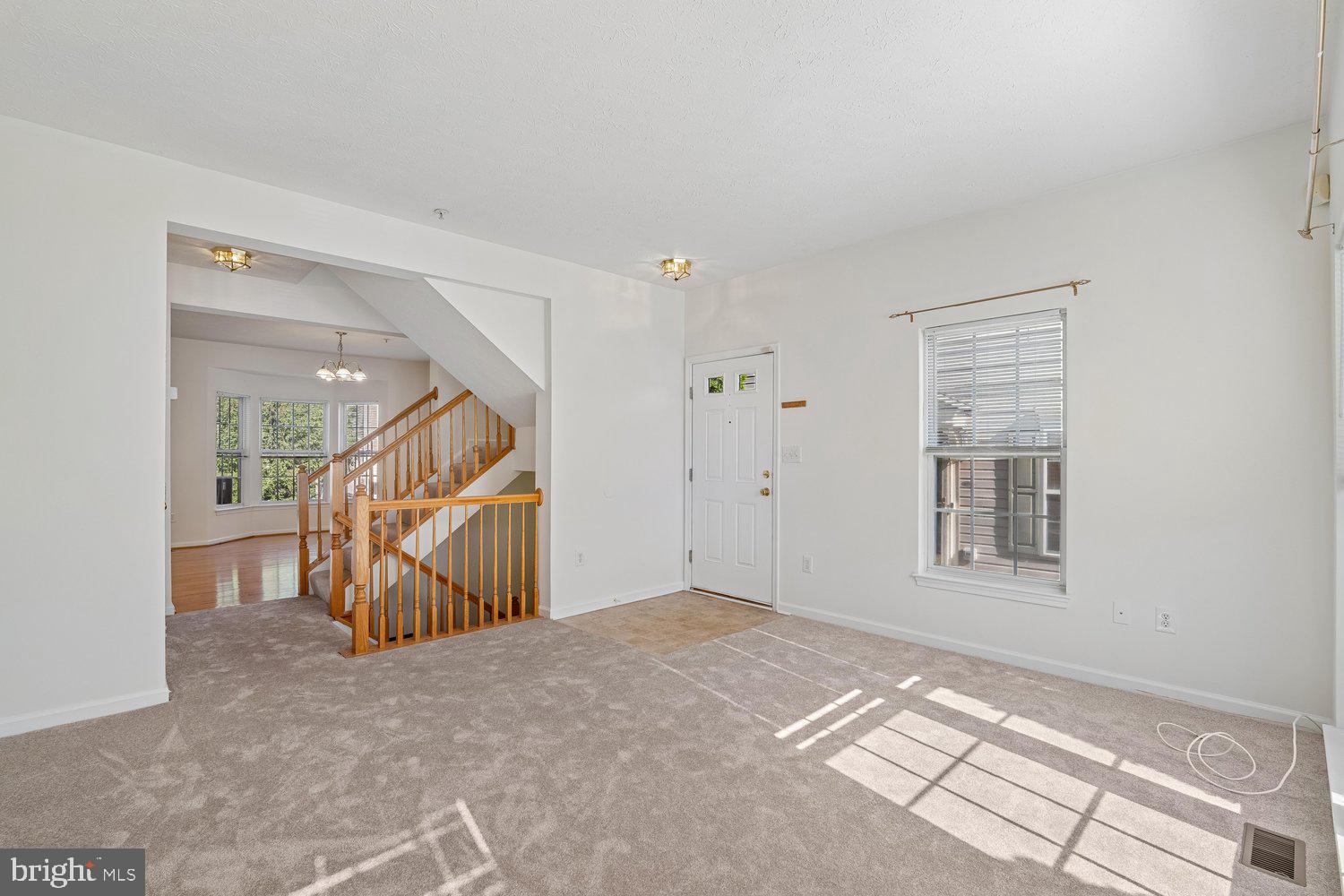 2426 Knapps Way Odenton, MD 21113 - Photo 12 of 71 Living Room