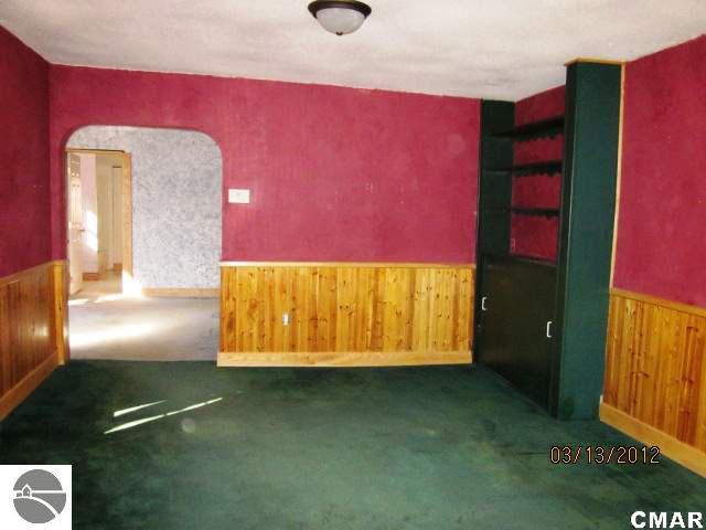 419 North Maple Street Ithaca, MI 48847 - Photo 3 of 15 1767237-2.JPG