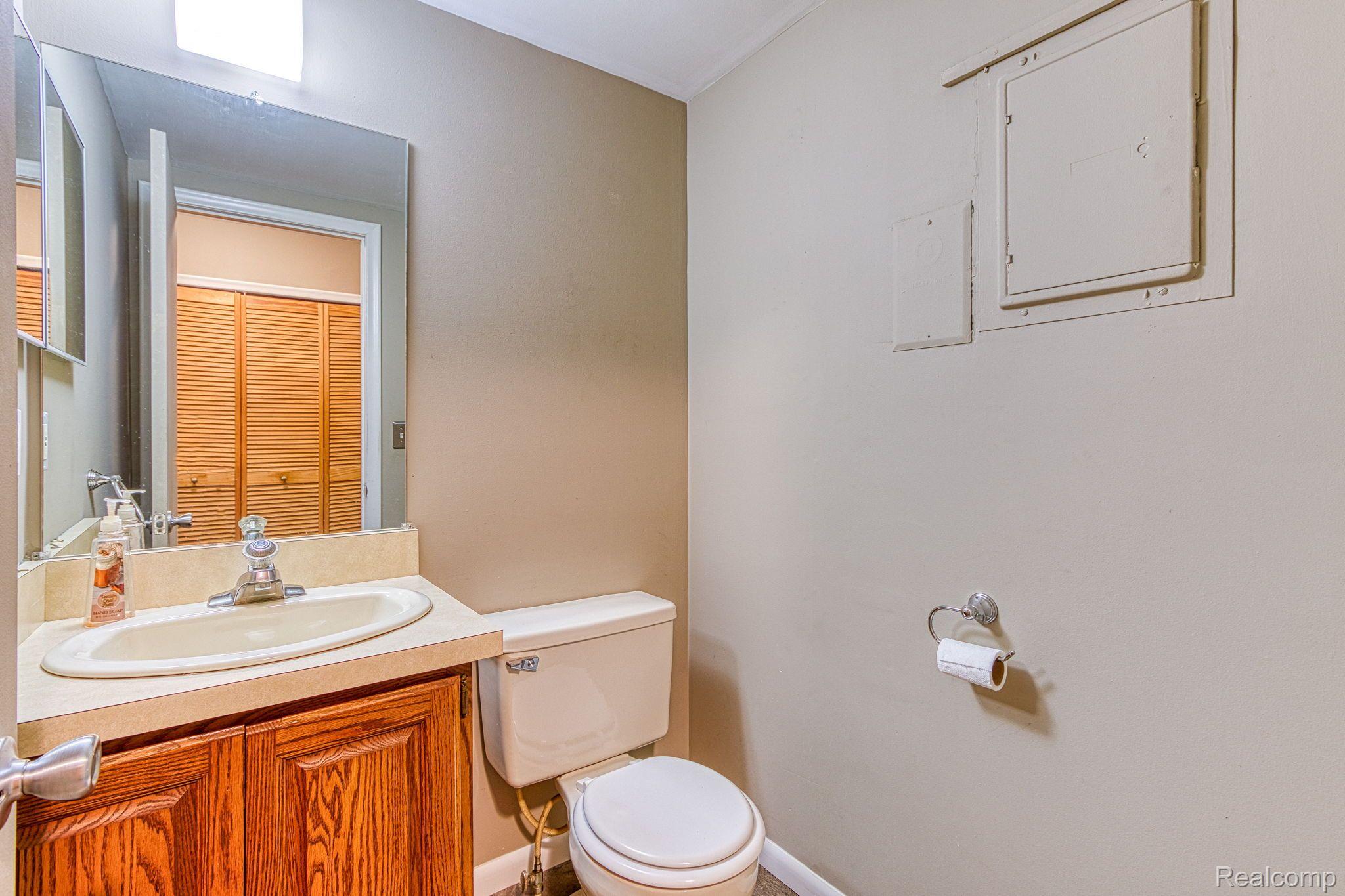 9140 Field Road Algonac, MI 48001 - Photo 19 of 42 Gallery Image 19