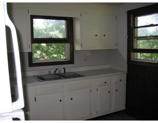 7-9 Lake Shore Road Southwick, MA 01077 - Photo 4 of 8