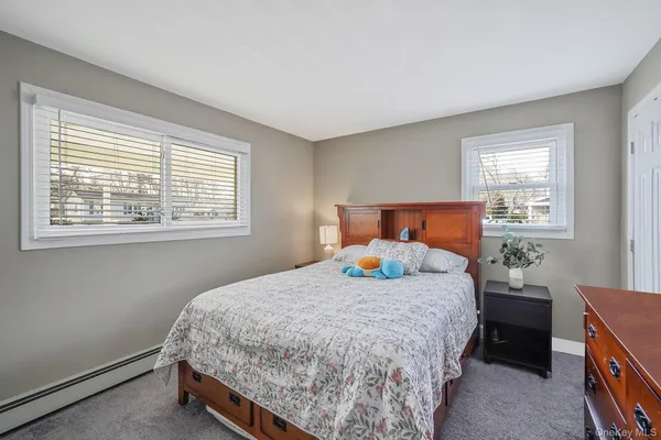 $559,000 | 67 Pentmoor Drive, Mastic, NY 11950