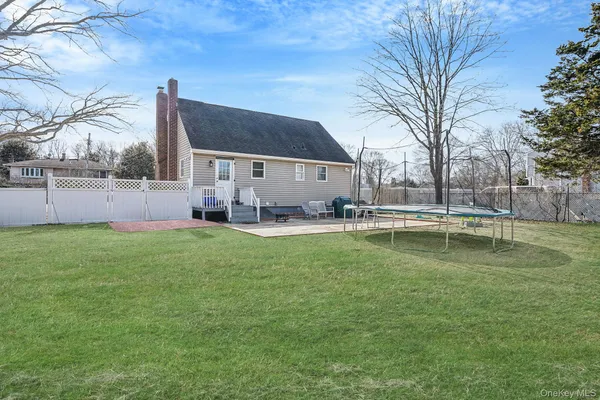 $559,000 | 67 Pentmoor Drive, Mastic, NY 11950