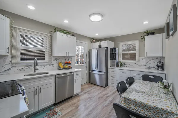 $559,000 | 67 Pentmoor Drive, Mastic, NY 11950