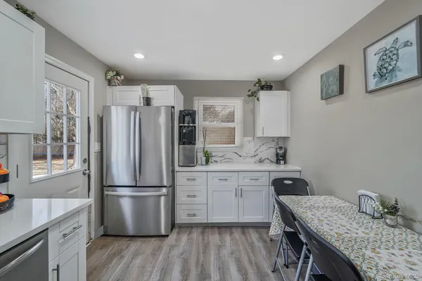 $559,000 | 67 Pentmoor Drive, Mastic, NY 11950