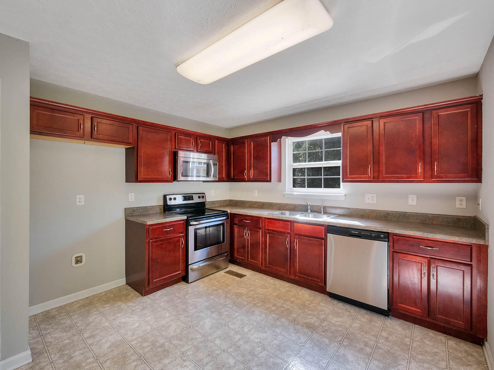 6201 Rim Ridge Court, Unit 41 Harrison, TN 37341 - Photo 17 of 32 6201_RimRidge-16