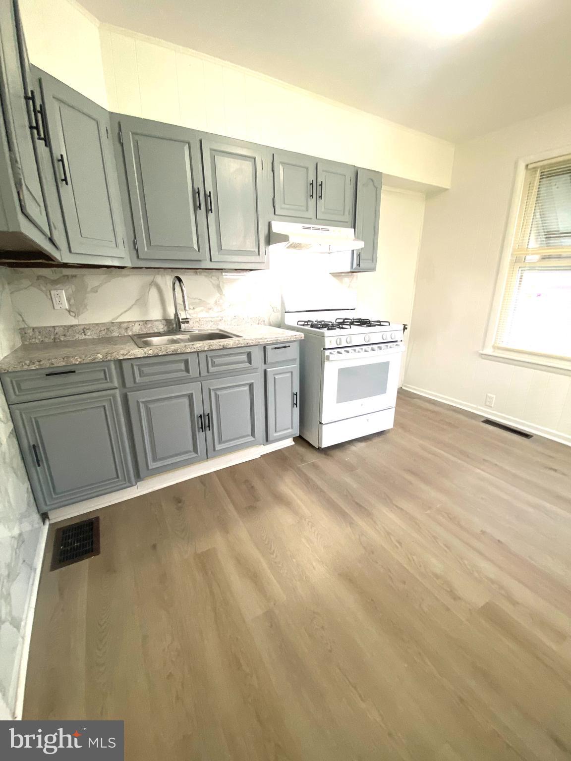 312 Carpenter Street Reading, PA 19602 - Photo 13 of 45