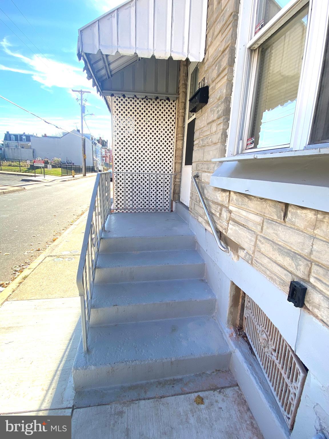 312 Carpenter Street Reading, PA 19602 - Photo 3 of 45