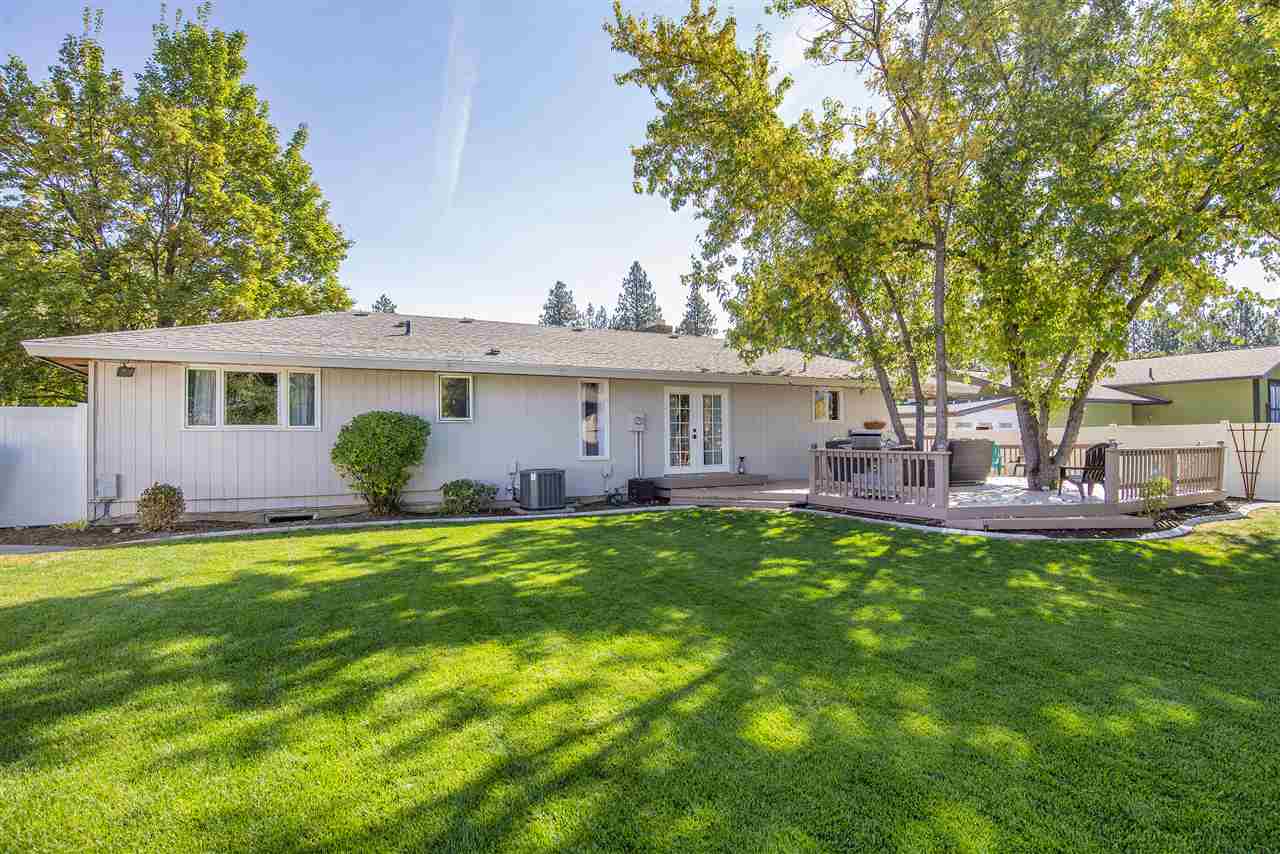 2406 South Houk Road Spokane Valley, WA 99216 - Photo 3 of 24 Gallery Image 3