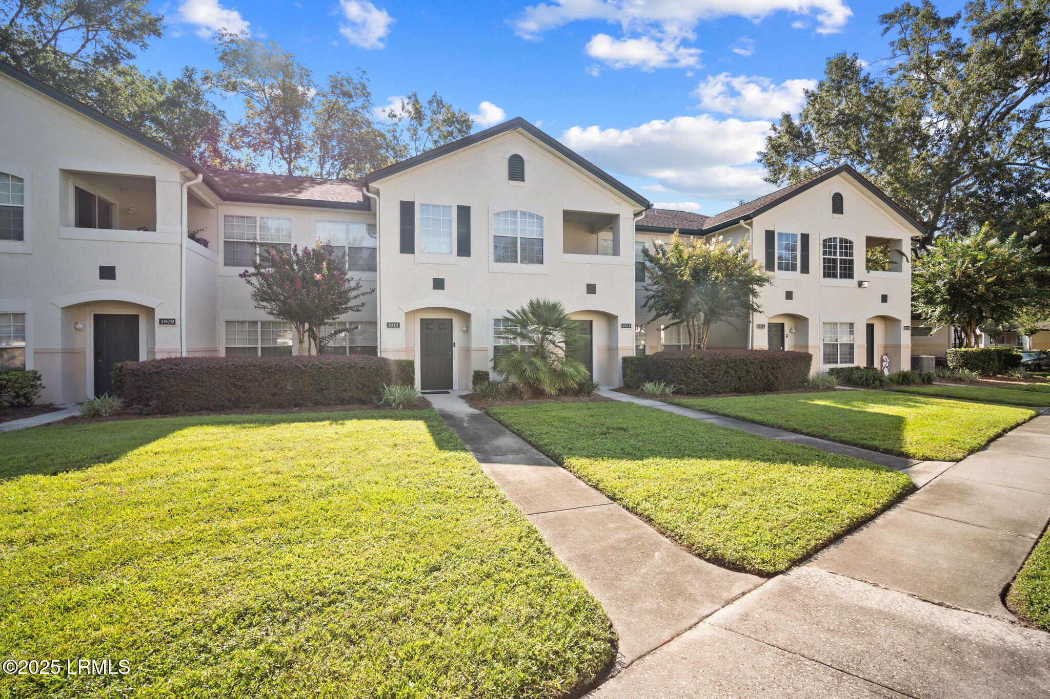 897 Fording Island Road, Unit 1911 Bluffton, SC 29910 - Photo 1 of 38 1-web-or-mls-DSC03113