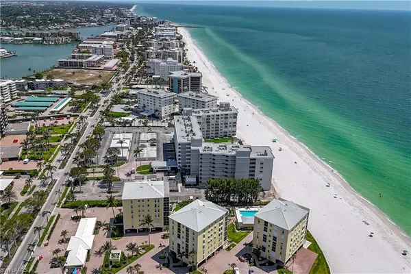 $12,000 | 3483 Gulf Shore Boulevard North, Unit 604, Naples, FL 34103